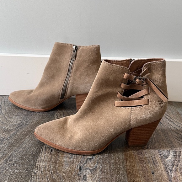 Frye | Reed Strappy Booties - Suede - Picture 3 of 10
